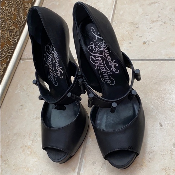 Heels - Picture 2 of 6